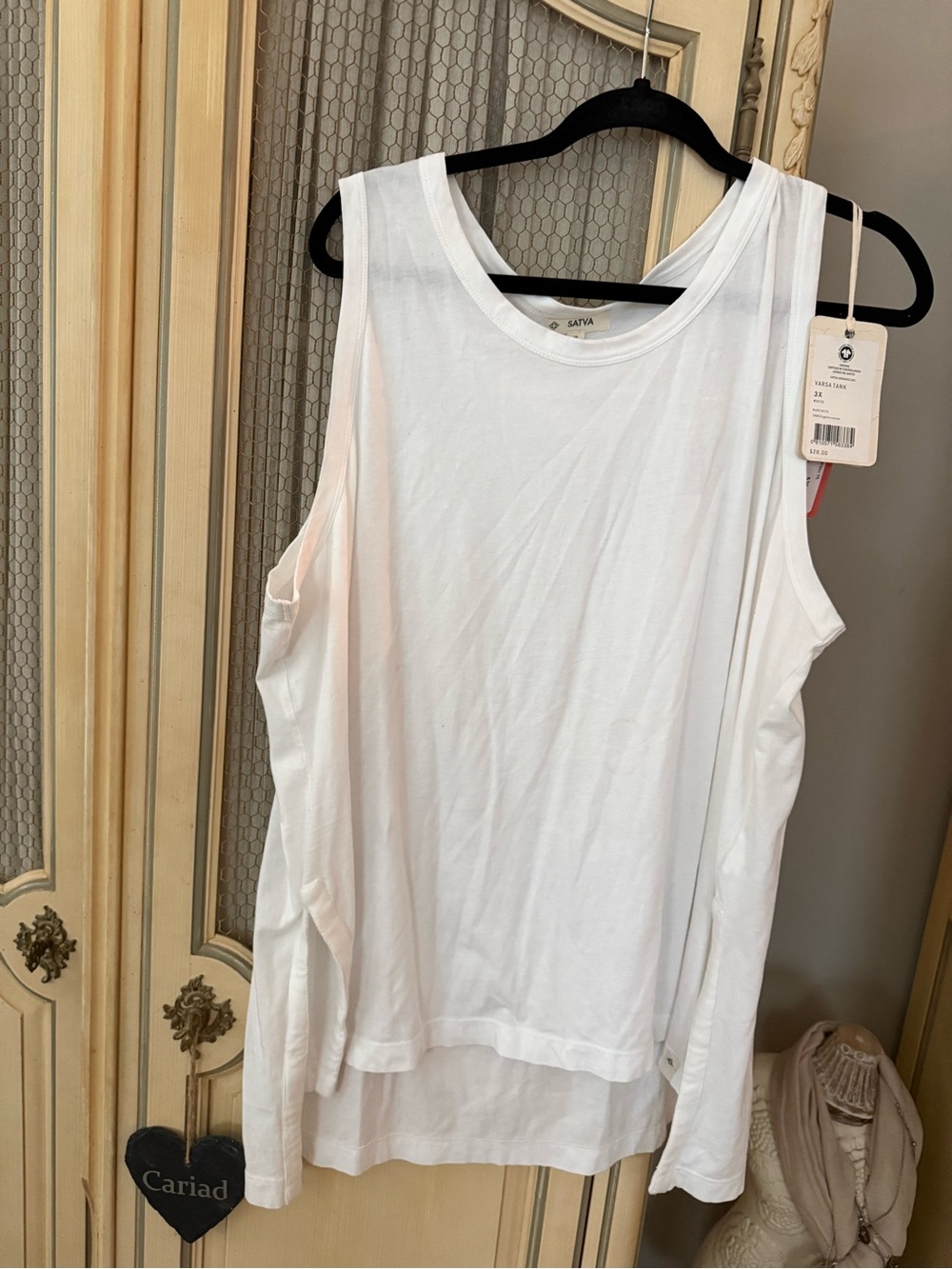 Women's White Sleeveless Tank Top From Wantable.